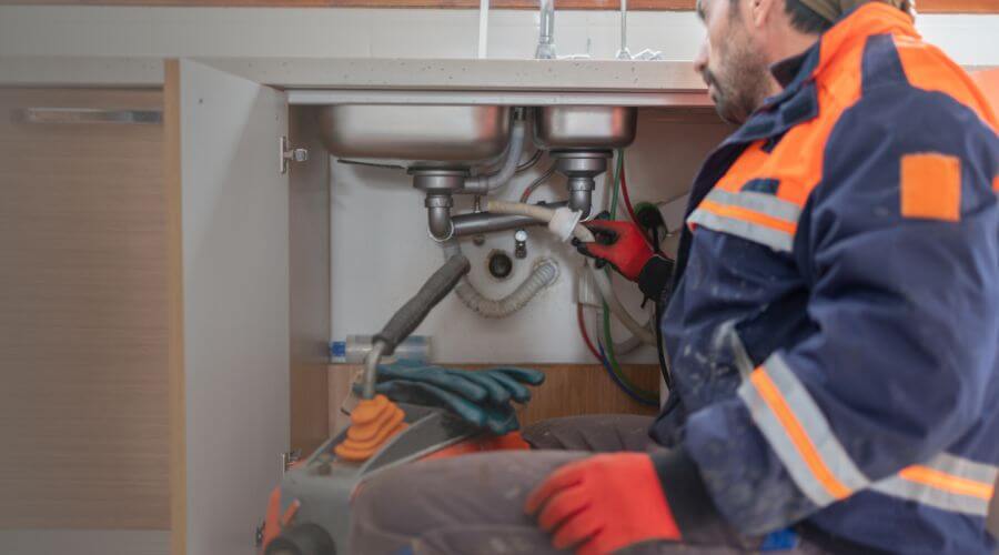 Electronic Leak Detection in Middle River, MN